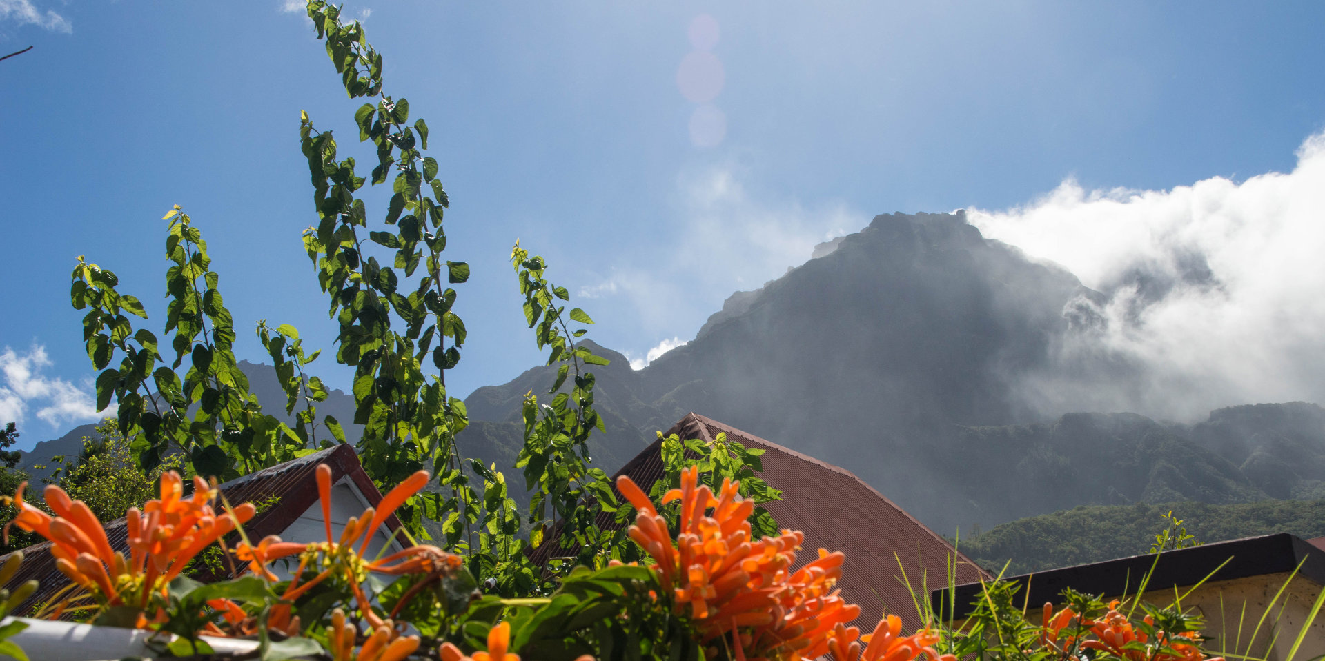 Le Piton des Neiges Offices de tourisme du Sud de l'île de La Réunion