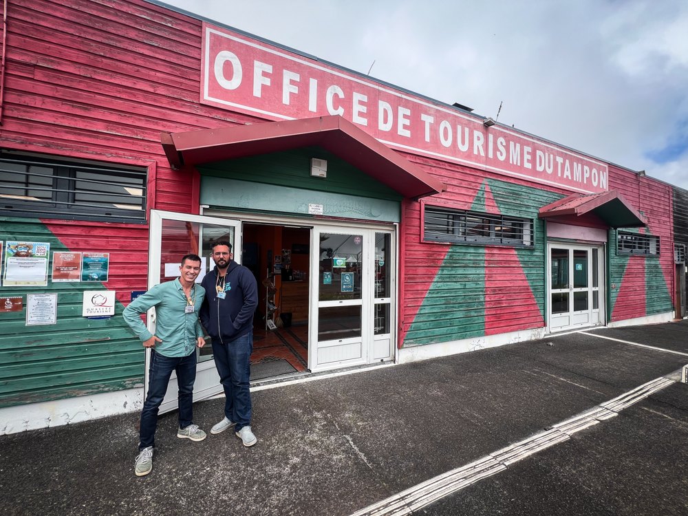 La façade de la Kaz Tourist’ de Bourg Murat